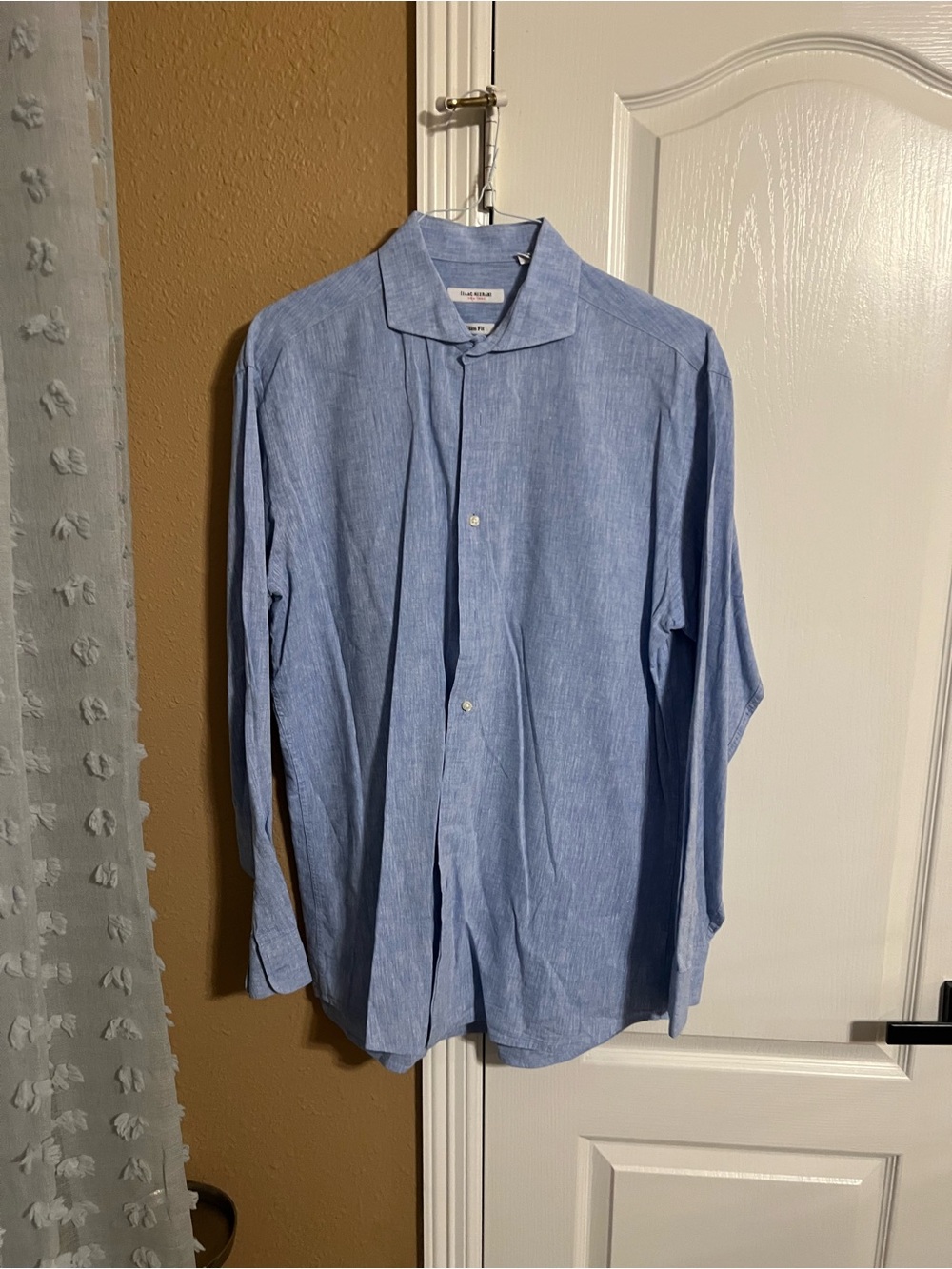 Isaac Mizrahi 100% linen shirt sz 16 1/2 34/35